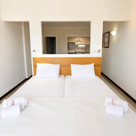 Huma By Umbral Aparthotel 3*