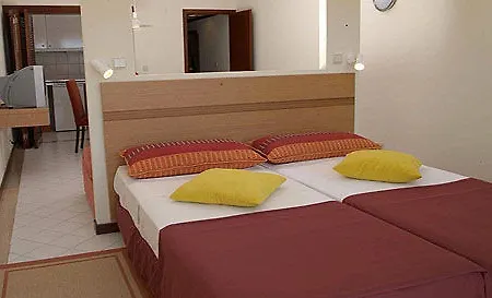 Apartmanhotel Cheerfulway Acqua Maris Balaia 3*